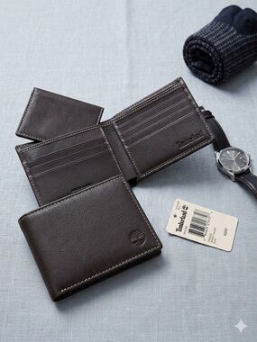 NWT Timberland Men’s Dark Brown Leather Bi-Fold Wallet